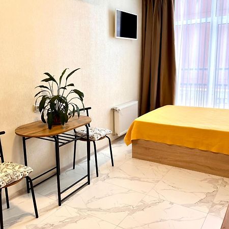 Osapart Hotel In A Complex Semycvit 4 ลวีฟ ภายนอก รูปภาพ